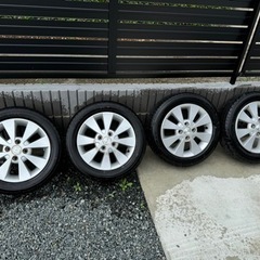 車のパーツ タイヤ、ホイール