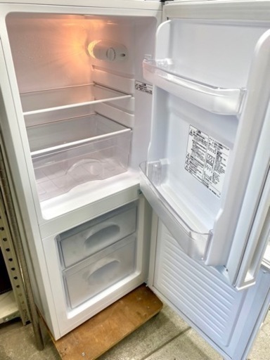 ニトリ 2022年 仙台市内トラック荷台渡し無料！ Nグラシア 106L キッチン家電 冷蔵庫