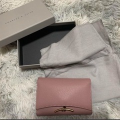 Charles & Keith 財布