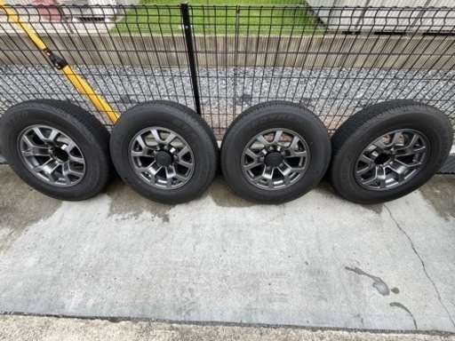 ジムニー　タイヤ　ホイール