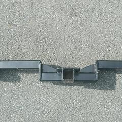 車のパーツの画像