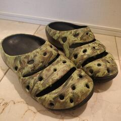 【美品】KEEN YOGUI ARTS  CAMO GREEN　の画像