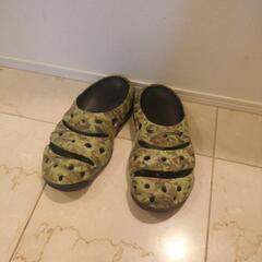 【美品】KEEN YOGUI ARTS  CAMO GREEN　