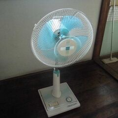 【USED】TOSHIBA製　扇風機③　家電 季節、空調家電☆高...