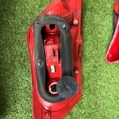 トヨタ マークＸ Mark X 純正 GRX120 前期 テールランプ テールライト 左右セット レンズ無しの画像