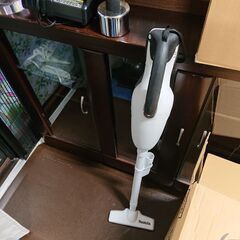 終了／マキタ 掃除機 充電式 コードレス 美品