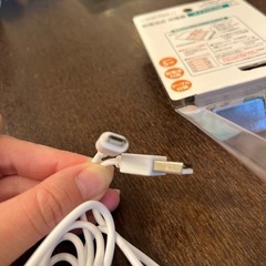 乾電池式　スマホ充電器　新品未使用の画像