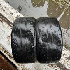 車のパーツ タイヤ、ホイール
