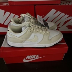 靴/バッグ 靴 スニーカー　NIKE ダンクローの画像