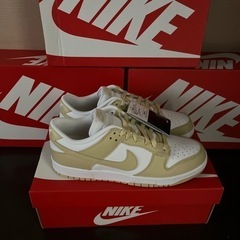 靴/バッグ 靴 スニーカー　NIKE ダンクローの画像