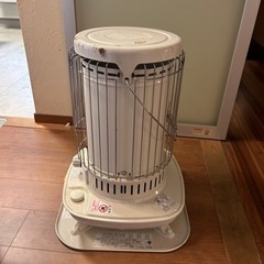大型石油ストーブ