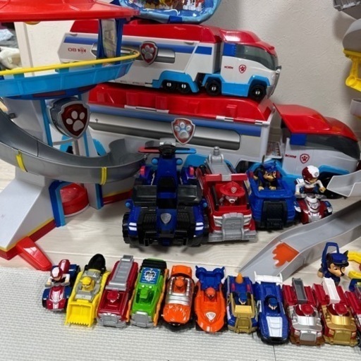 パウパトロール　豪華セット 楽天市場】【Paw Patrol】 パウパトロール 10周年記念 フィギュア10個