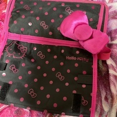 キティちゃんﾐ・◦・ﾐ🎀🌈車用 サンリオ ティッシュケース入れの画像