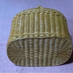 竹製のカゴの画像