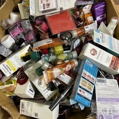 24日以降未定　コスメ無料であげます！！の画像