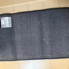 【新品】ネイビーアクセントラグの画像