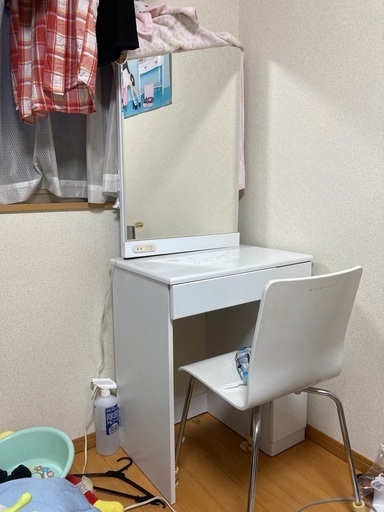 ドレッサー　イス付き　6月27日まで
