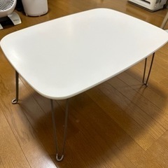 折りたたみ式ミニテーブル