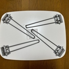 折りたたみ式ミニテーブルの画像