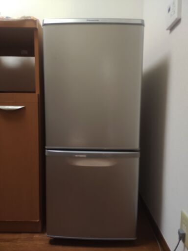 Panasonic 冷蔵庫 NR-B145W