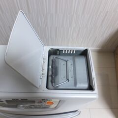 トヨトミ石油ファンヒータ5.25KW (LC-L53AS)の画像