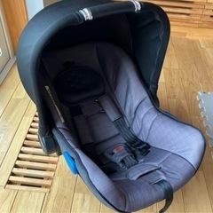 アップリカ　スムーヴインファントカーシート　トラベルシステム