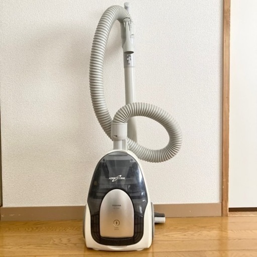 サイクロン掃除機 東芝VC-T8C
