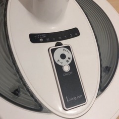 セット価格！扇風機、電気ストーブの画像