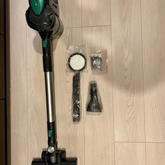 受渡し予定者様決定済　
コードレス掃除機
