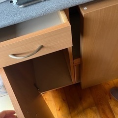 食器棚の画像
