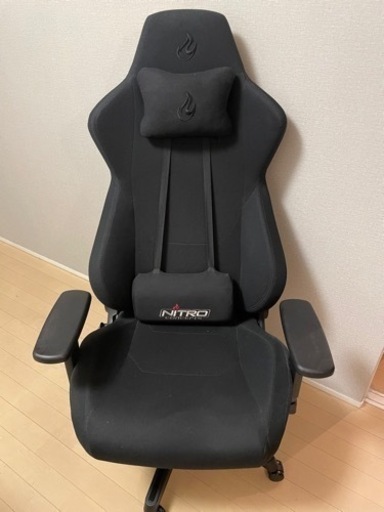 ゲーミングチェア　nitro concept S300