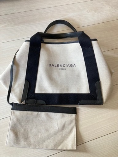 BALENCIAGA バレンシアガ　カバスS 　ブラック　ロゴ　ポーチ