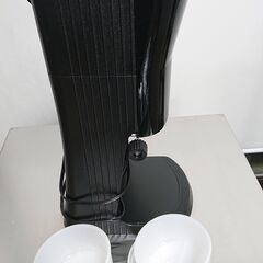 【無料・お引取希望】ドウシシャ 電動 ふわふわとろ雪かき氷器 プレミアム 刃の高さ調節機能付 製氷カップMサイズ2個付 専用収納袋付の画像