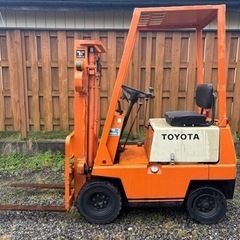 トヨタ　フォークリフト　2FGL7　700kg 少し訳あり