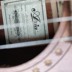 アコースティックギターの画像