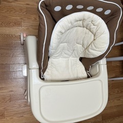 アップリカ 手動ハイローベット ハイローチェア 子供用品 ベビー用品 の画像