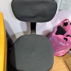 パソコンデスク・パソコンラックの画像