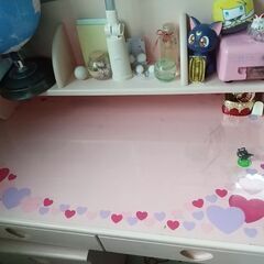 【値下げしました】子供用学習机 椅子付きの画像