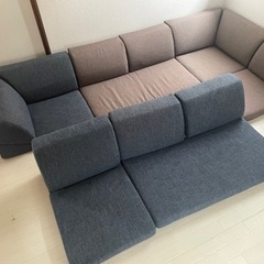 決まりました！家具 ソファ 8人掛けソファ床に置くタイプの画像