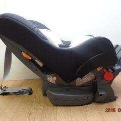 スバル純正ISO-FIXチャイルドシートの画像