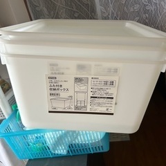 ニトリの蓋付き収納ボックス