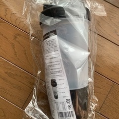 カップ付シェイカーボトル500ml　の画像