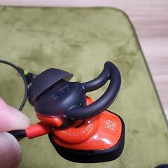 Bose SoundSport Pulse wireless headphones ワイヤレスイヤホンの画像