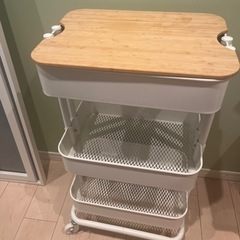 ワゴン　収納　ラック