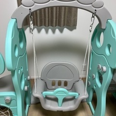 子供用滑り台　ブランコ　決まりましたの画像