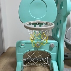 子供用滑り台　ブランコ　決まりましたの画像