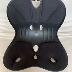 カーブルチェア　骨盤サポート