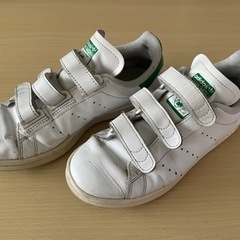 adidas アディダス　スタンスミス22cm
