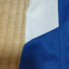 アディダスMサイズ Tシャツの画像