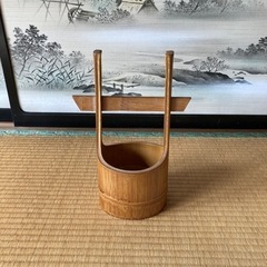 花を生ける桶